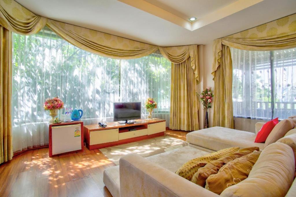 Thaiasia Goldensea Resort Αγιουτάγια Εξωτερικό φωτογραφία